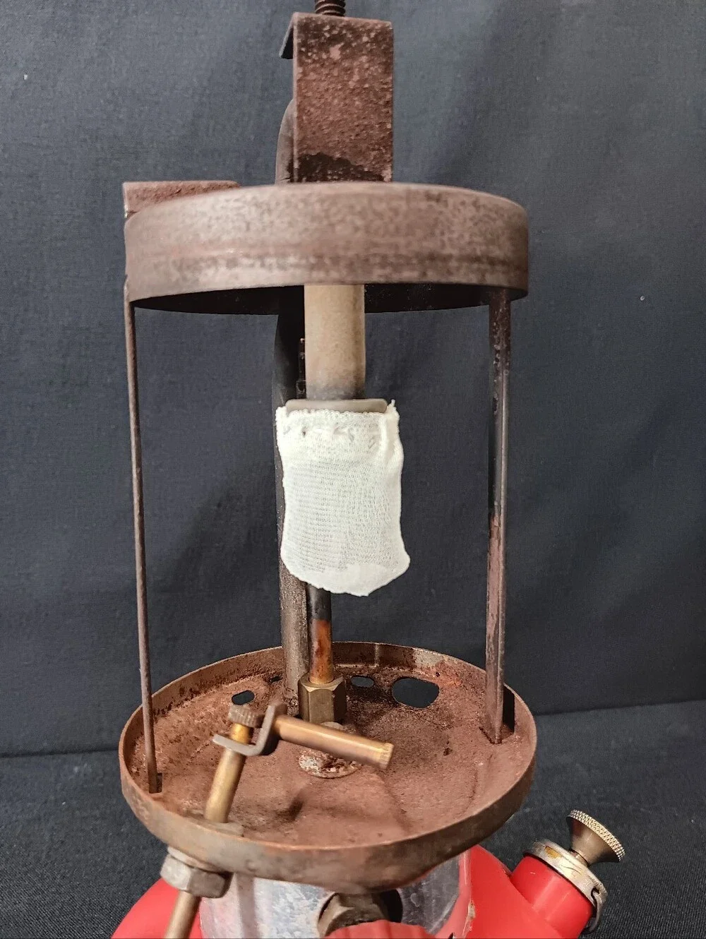Tested 1966 Coleman 200A Gas Lantern Camp Red Pyrex Globe With Caddy Serviced